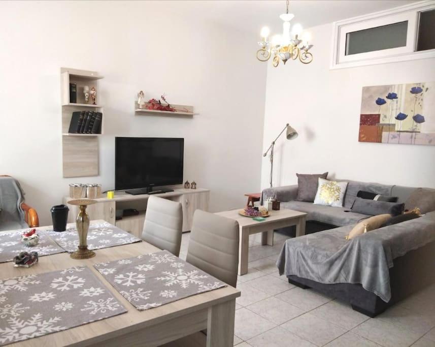 Vion Place Pilos Экстерьер фото